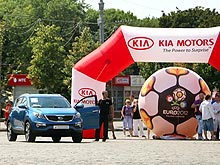   KIA   2013     