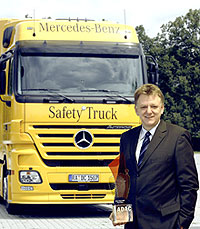     Mercedes-Benz Actros Safety Truck     Active Brake Assist