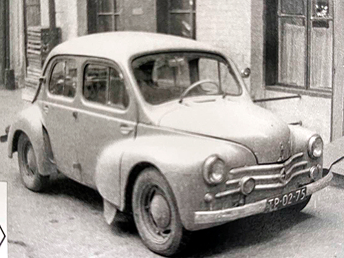 125   Renault.      - Renault