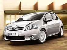  Toyota Auris   