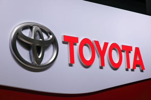 Toyota       ,    
