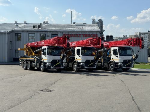    25-    Renault Trucks