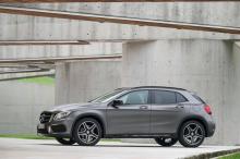 Mercedes-Benz    GLA.  