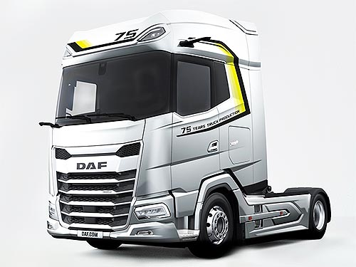 DAF    DAF XG+   75-  